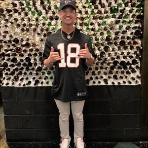 Meet your Posher, Daniel